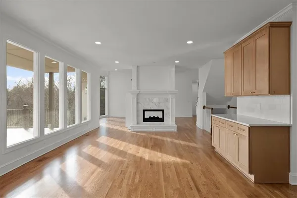 $939,000 | 4113 West 150th Street, Overland Park, KS 66224