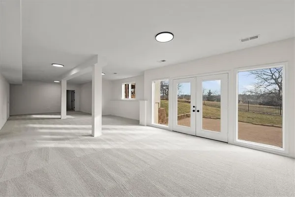 $939,000 | 4113 West 150th Street, Overland Park, KS 66224