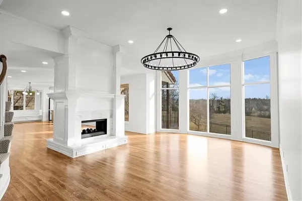 $939,000 | 4113 West 150th Street, Overland Park, KS 66224