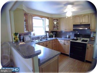 232 Summit Road Media, PA 19063 - Photo 4 of 12