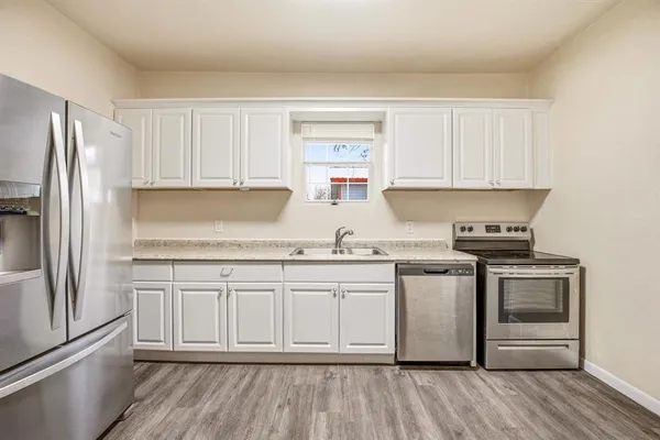 $175,000 | 302 West Armstrong Avenue, Comanche, TX 76442