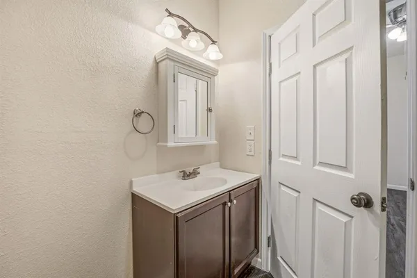 $175,000 | 302 West Armstrong Avenue, Comanche, TX 76442