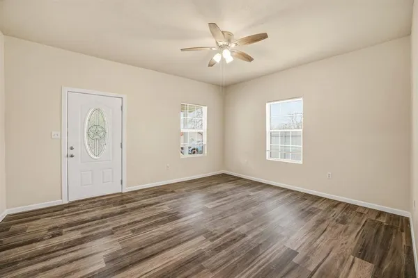 $175,000 | 302 West Armstrong Avenue, Comanche, TX 76442