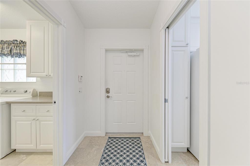 6073 Erice Street Venice, FL 34293 - Photo 6 of 71 a bathroom with a sink and a mirror