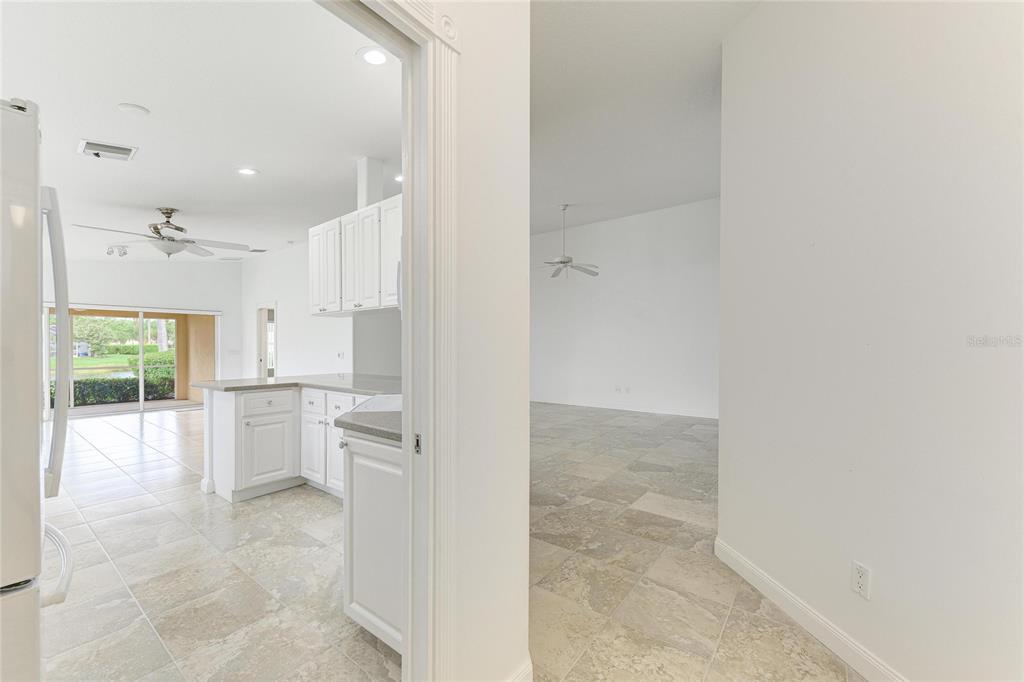 6073 Erice Street Venice, FL 34293 - Photo 7 of 71