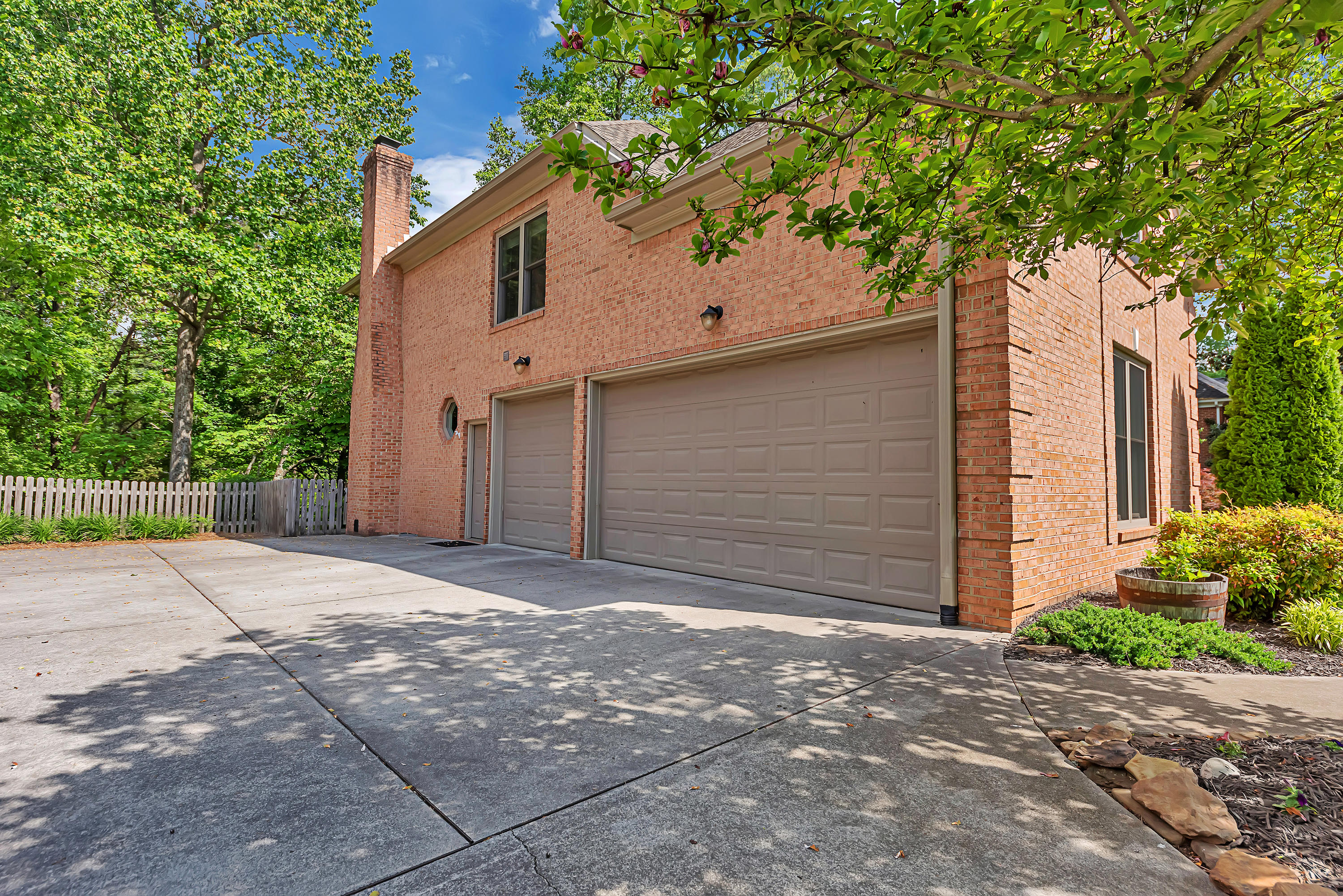 12905 Long Ridge Road Knoxville, TN 37934 - Photo 32 of 33 3 car garage