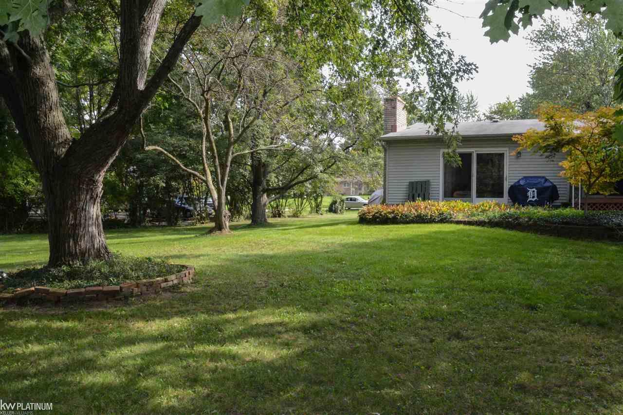 2650 Mohawk Lane Rochester Hills, MI 48306 - Photo 33 of 35