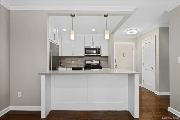 $425,000 | 152 B N Broadway, Unit 2E, White Plains, NY 10603