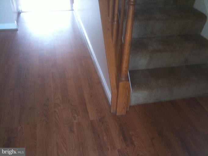 21673 Hazelnut Square, Unit 172 Sterling, VA 20164 - Photo 6 of 15