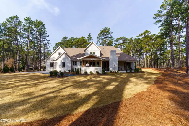 $2,195,000 | 125 Ponte Vedra Drive, Pinehurst, NC 28374