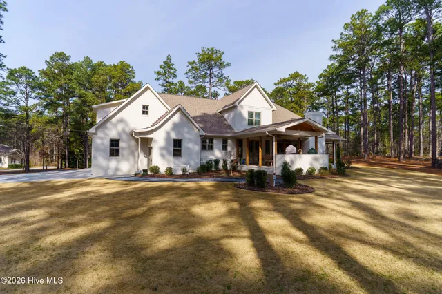$2,195,000 | 125 Ponte Vedra Drive, Pinehurst, NC 28374
