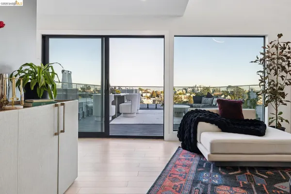 $3,800,000 | 130 Grand View Avenue, San Francisco, CA 94114