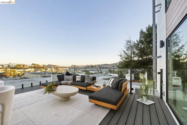 $3,800,000 | 130 Grand View Avenue, San Francisco, CA 94114