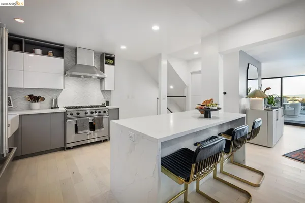 $3,800,000 | 130 Grand View Avenue, San Francisco, CA 94114