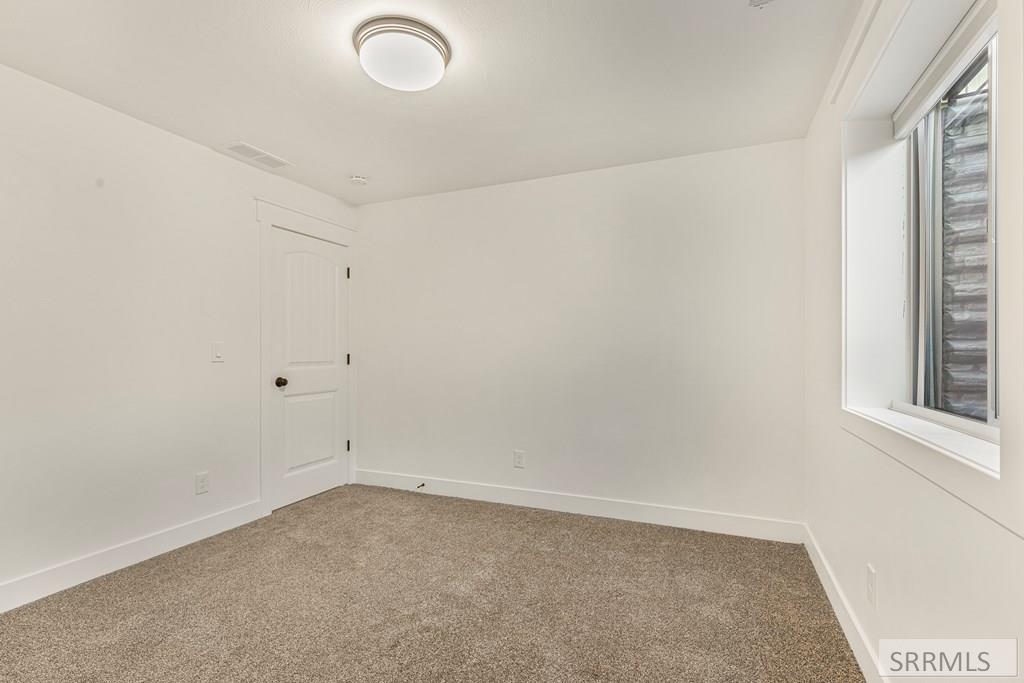 7232 East Middle Fork Road Idaho Falls, ID 83406 - Photo 42 of 72 Bedroom 4