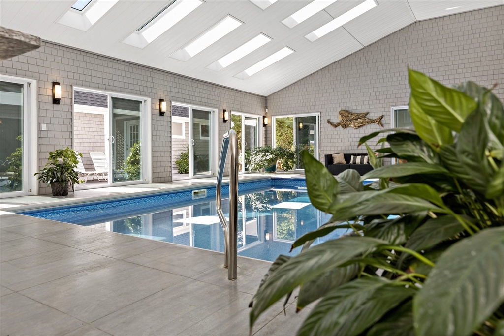 29 Melissa Avenue Mashpee, MA 02649 - Photo 8 of 42