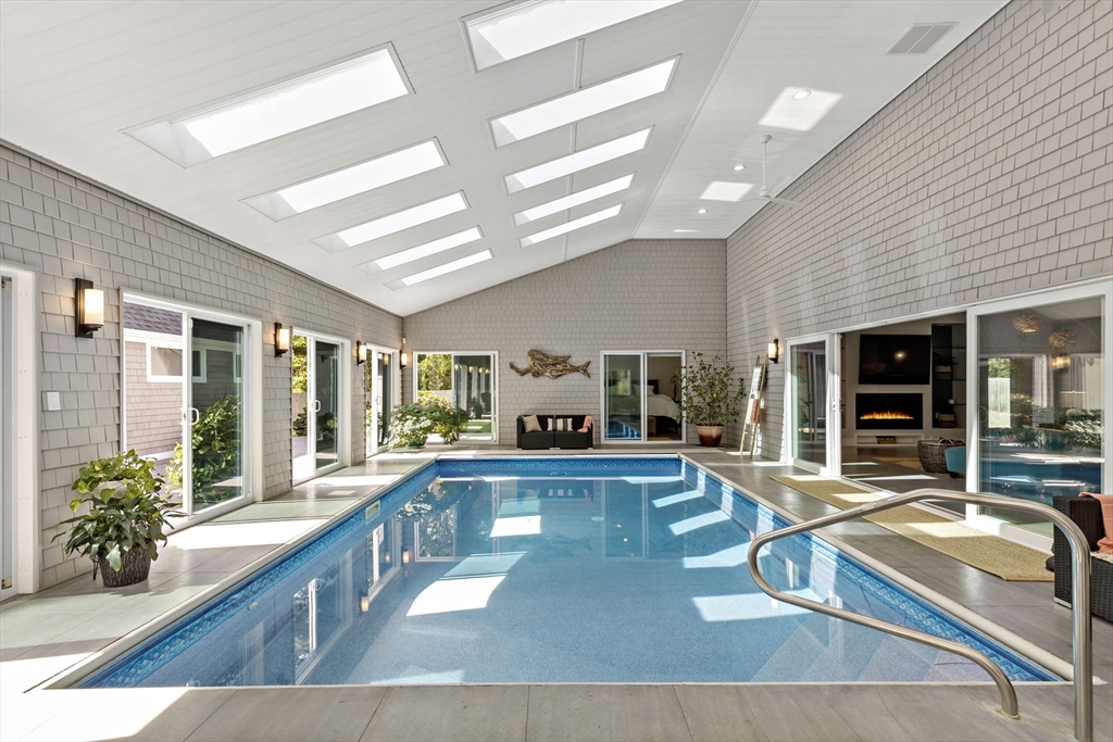 29 Melissa Avenue Mashpee, MA 02649 - Photo 9 of 42