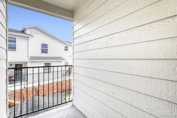 $2,200 | 1675 South Cole Street, Unit B6, Lakewood, CO 80228