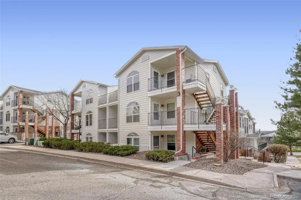 $2,200 | 1675 South Cole Street, Unit B6, Lakewood, CO 80228