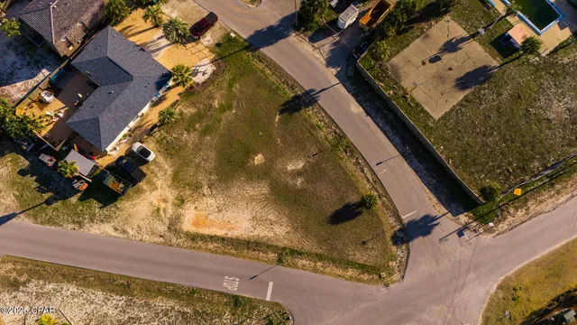 $399,000 | 601 Granada Circle, Panama City Beach, FL 32413