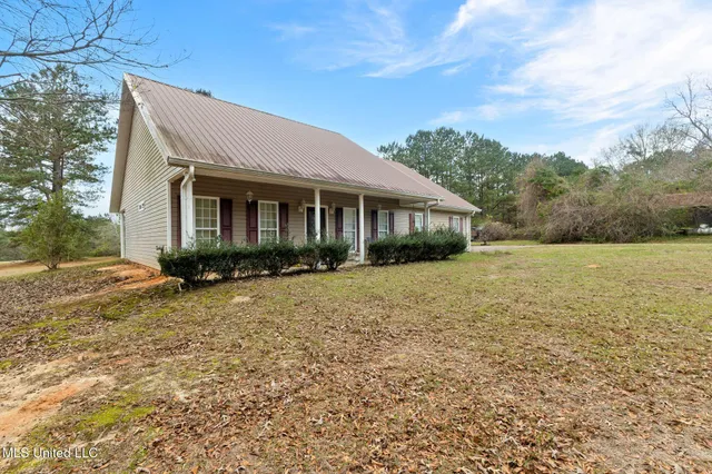 $260,000 | 9 Albert Odom Drive, Unit A, Poplarville, MS 39470