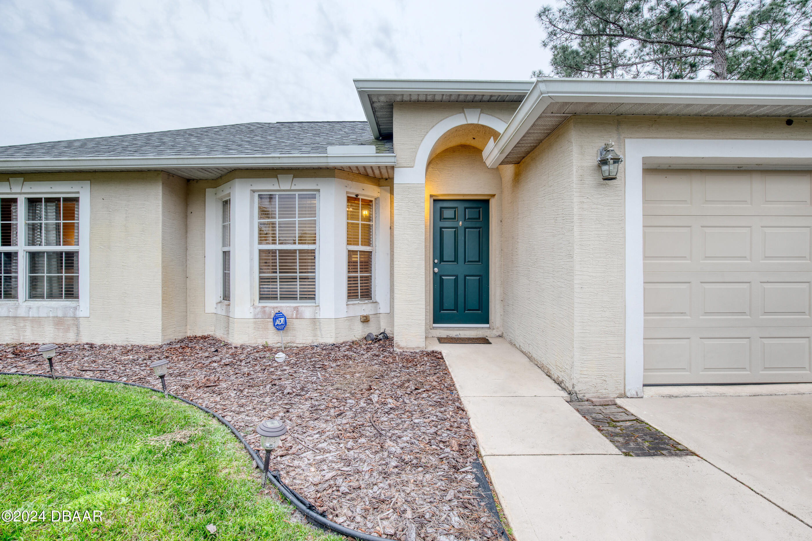 8 Kansas Path Palm Coast, FL 32164 - Photo 3 of 59 8KansasPath-9