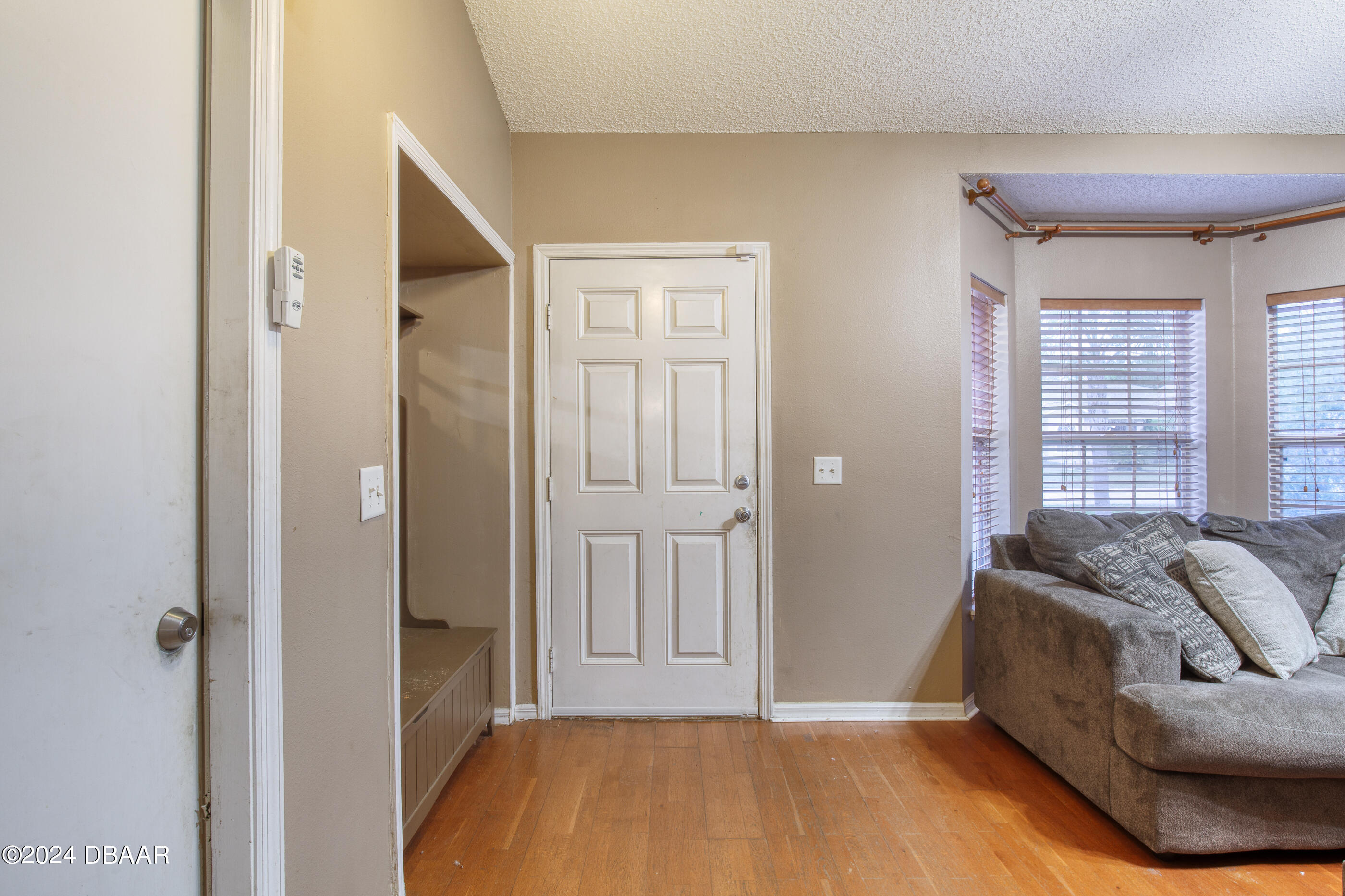 8 Kansas Path Palm Coast, FL 32164 - Photo 4 of 59 3.1