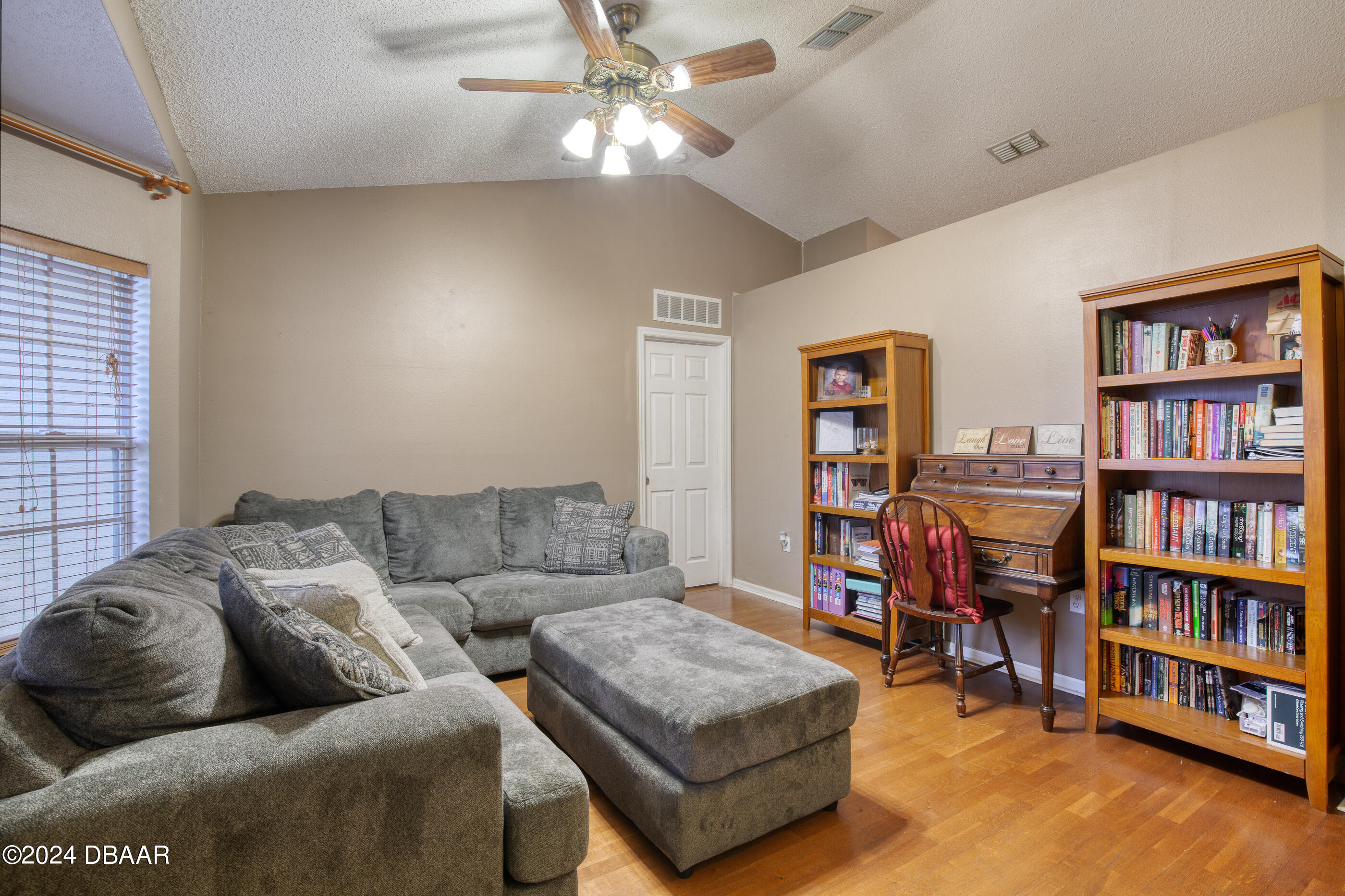 8 Kansas Path Palm Coast, FL 32164 - Photo 5 of 59 4