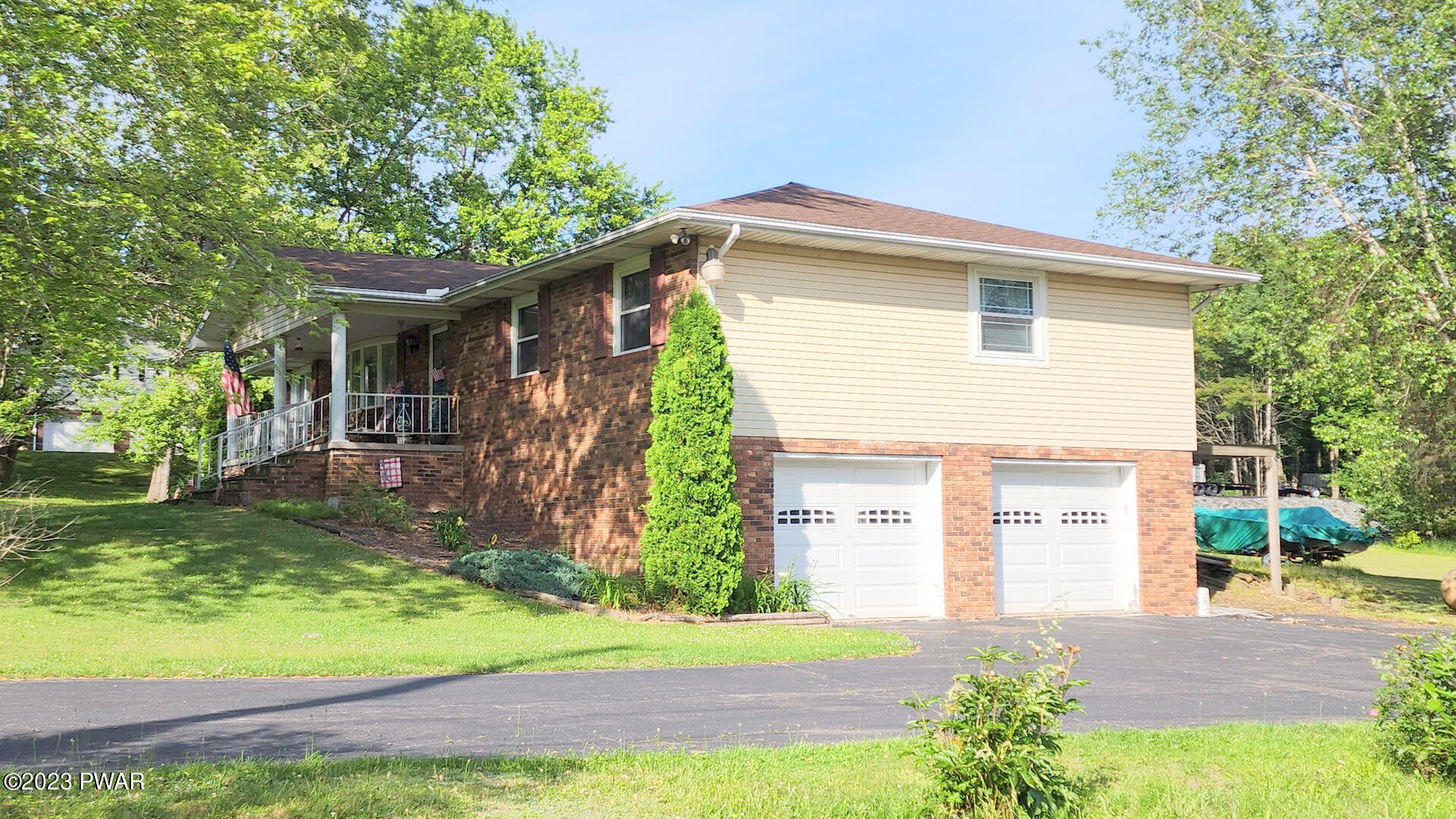 720 Cortez Road Lake Ariel, PA 18436 - Photo 2 of 44