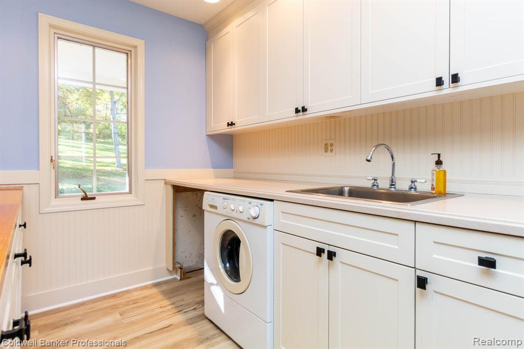 4565 Gallagher Road Rochester, MI 48306 - Photo 46 of 86