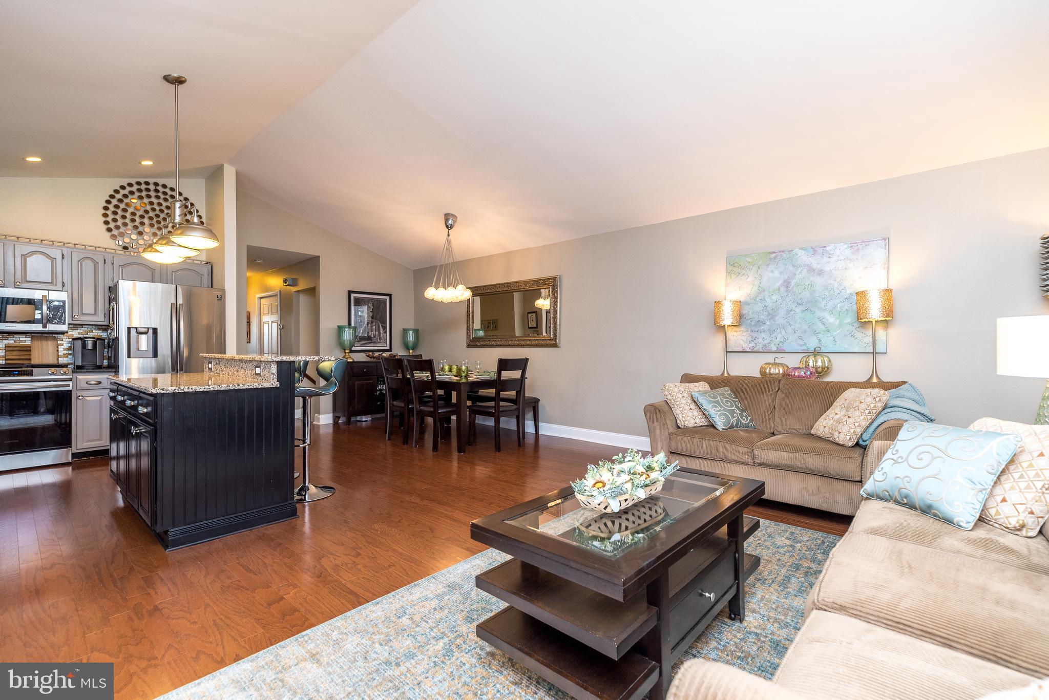3346 Red Lion Road Philadelphia, PA 19114 - Photo 7 of 24 Vaulted ceilings