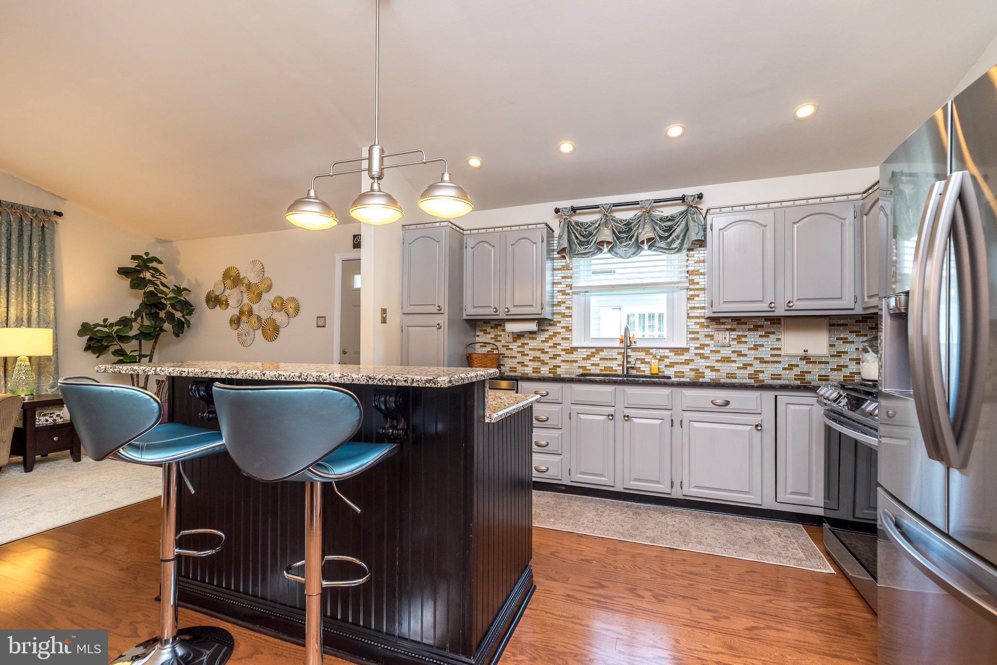 3346 Red Lion Road Philadelphia, PA 19114 - Photo 9 of 24 Updated kitchen