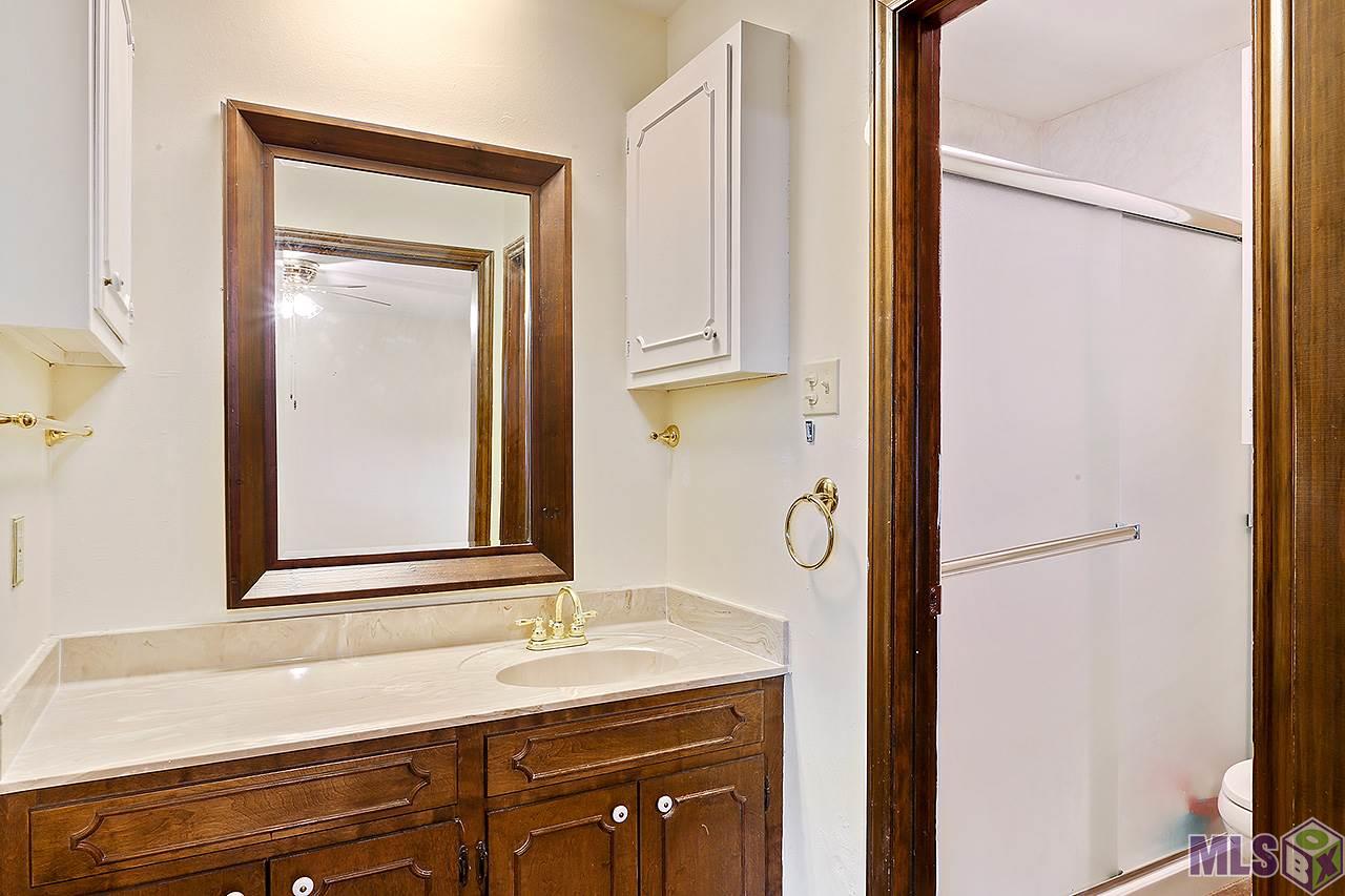 1738 Rue Desiree Baton Rouge, LA 70810 - Photo 9 of 10