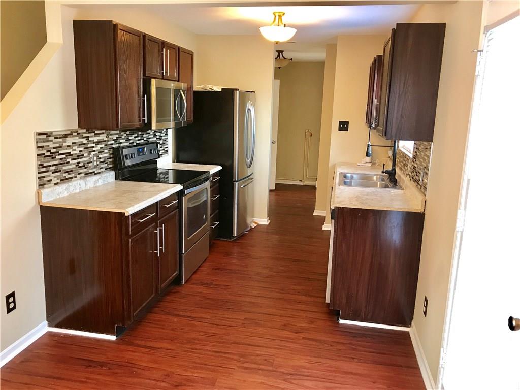 622 Greenway Street Greenwood, IN 46143 - Photo 4 of 38