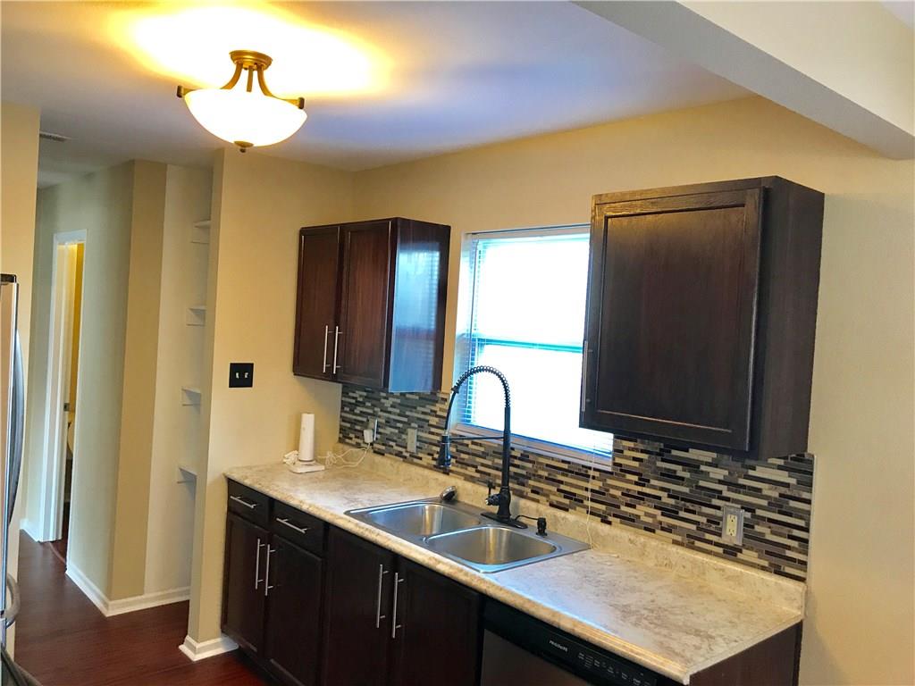 622 Greenway Street Greenwood, IN 46143 - Photo 7 of 38