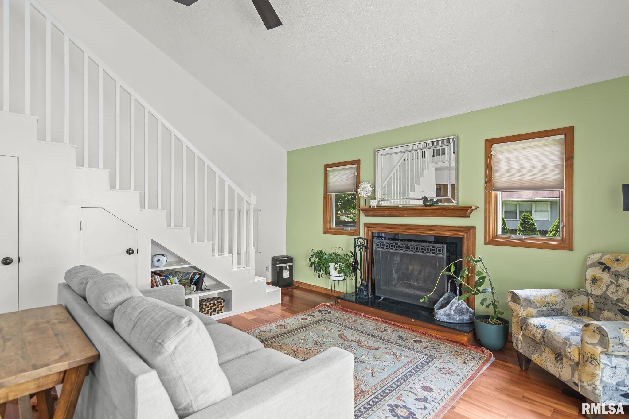 2828 Crown Point Springfield, IL 62704 - Photo 8 of 53