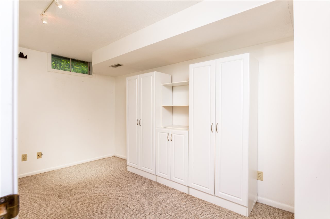 3762 Manchester Road Traverse City, MI 49686 - Photo 23 of 29 1878282-22.JPG