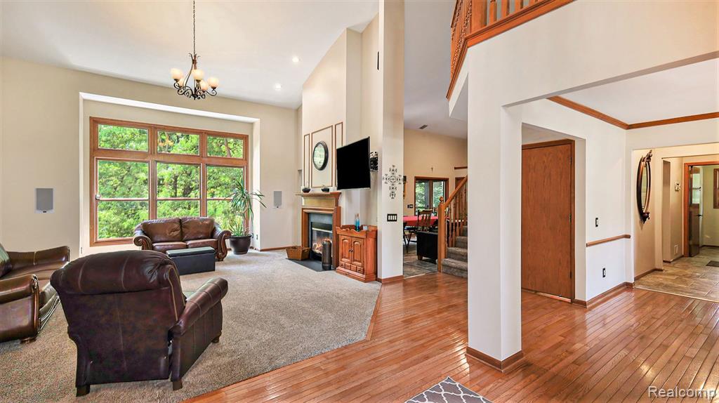 3827 Kaeleaf Road Lake Orion, MI 48360 - Photo 11 of 59