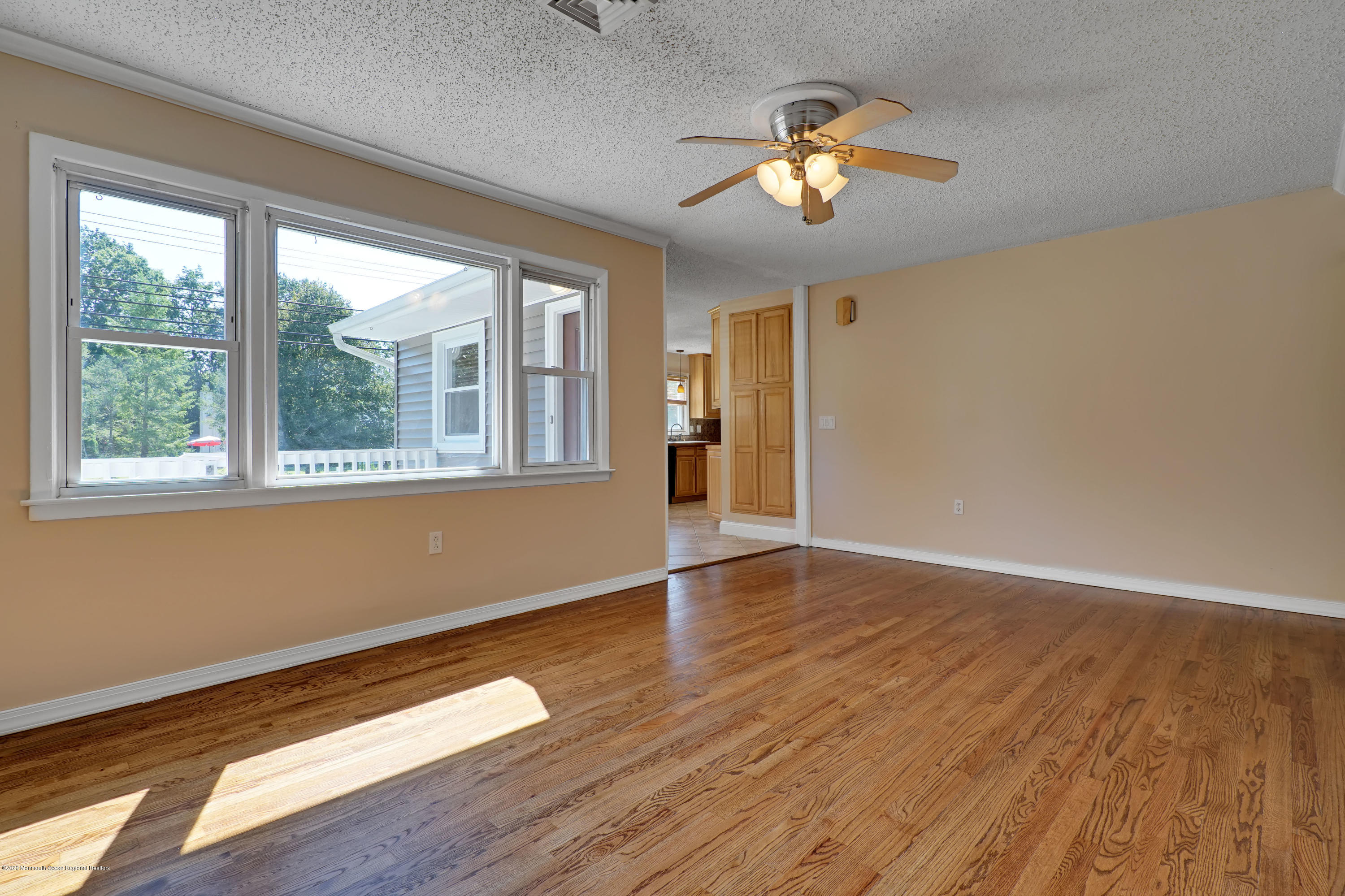 412 Diamond Road Jackson, NJ 08527 - Photo 9 of 60 017_dsc06650