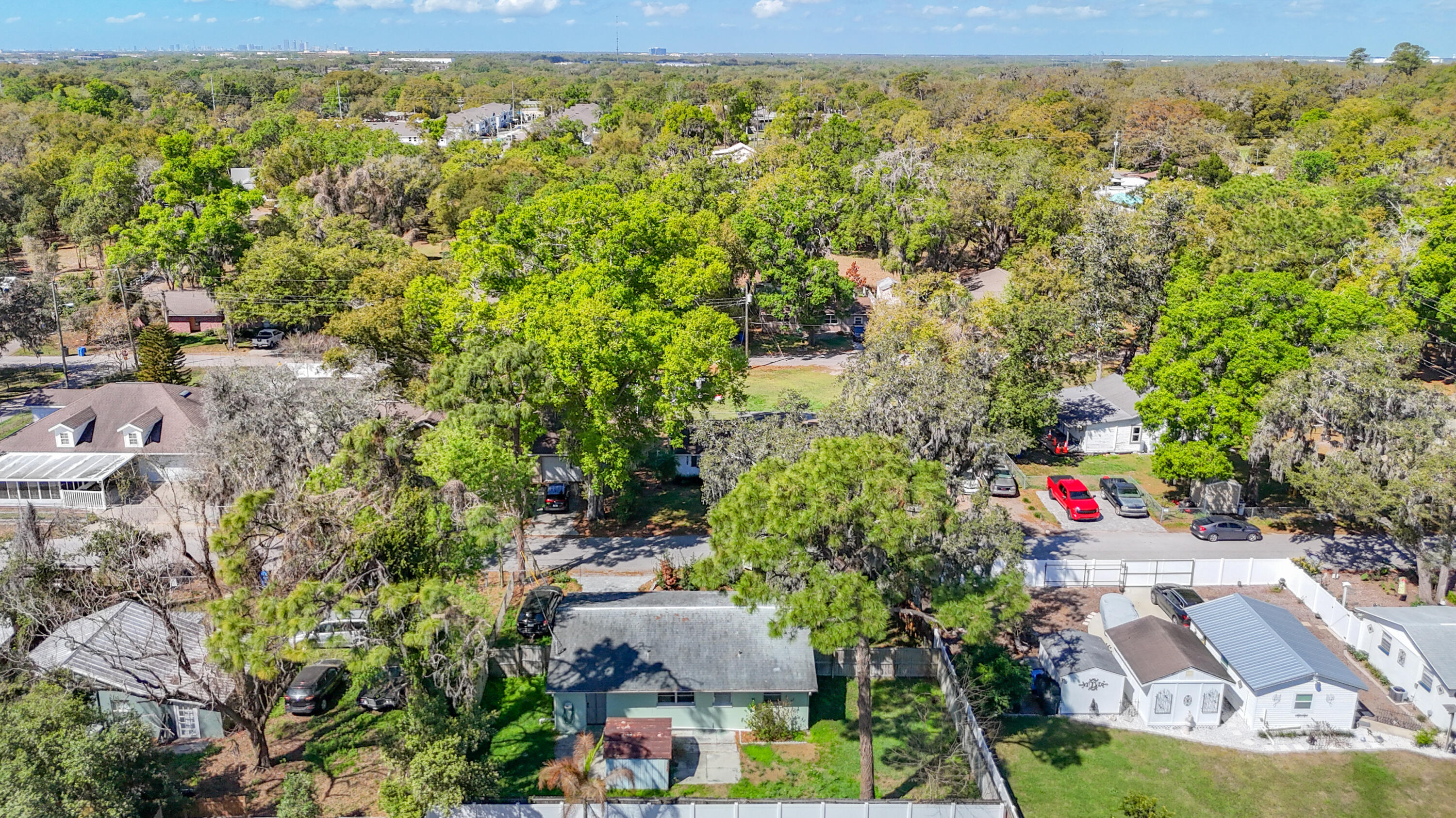 5335 Lemon Avenue Seffner, FL 33584 - Photo 30 of 34 an aerial view of residential houses with outdoor space