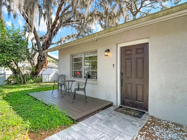 $260,000 | 5335 Lemon Avenue, Seffner, FL 33584