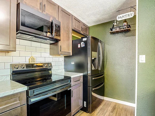 $260,000 | 5335 Lemon Avenue, Seffner, FL 33584