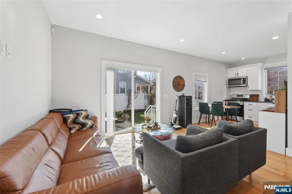 $6,500 | 41-43 Lindley Avenue, Tenafly, NJ 07670