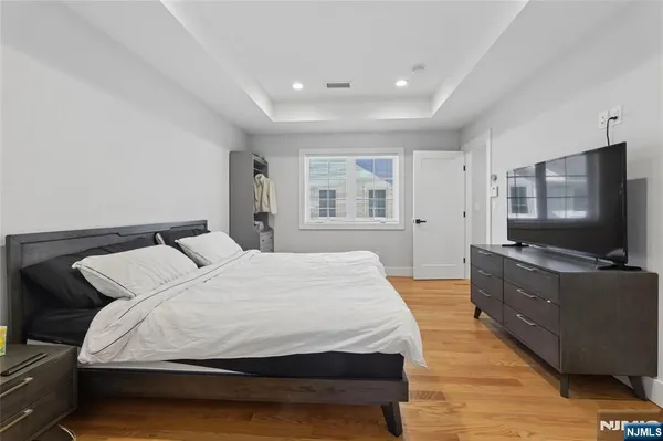 $6,500 | 41-43 Lindley Avenue, Tenafly, NJ 07670