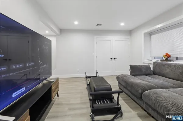 $6,500 | 41-43 Lindley Avenue, Tenafly, NJ 07670