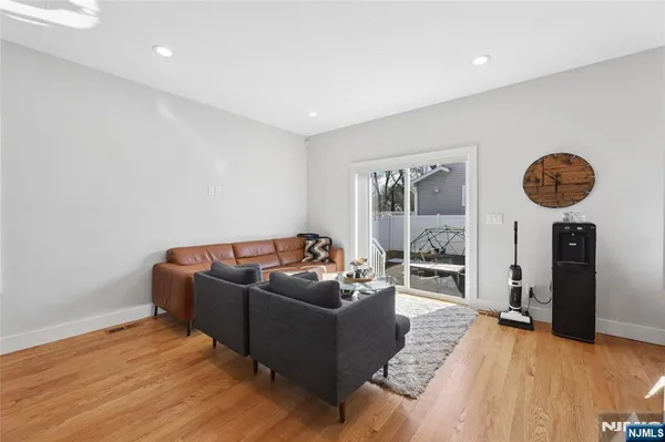 $6,500 | 41-43 Lindley Avenue, Tenafly, NJ 07670