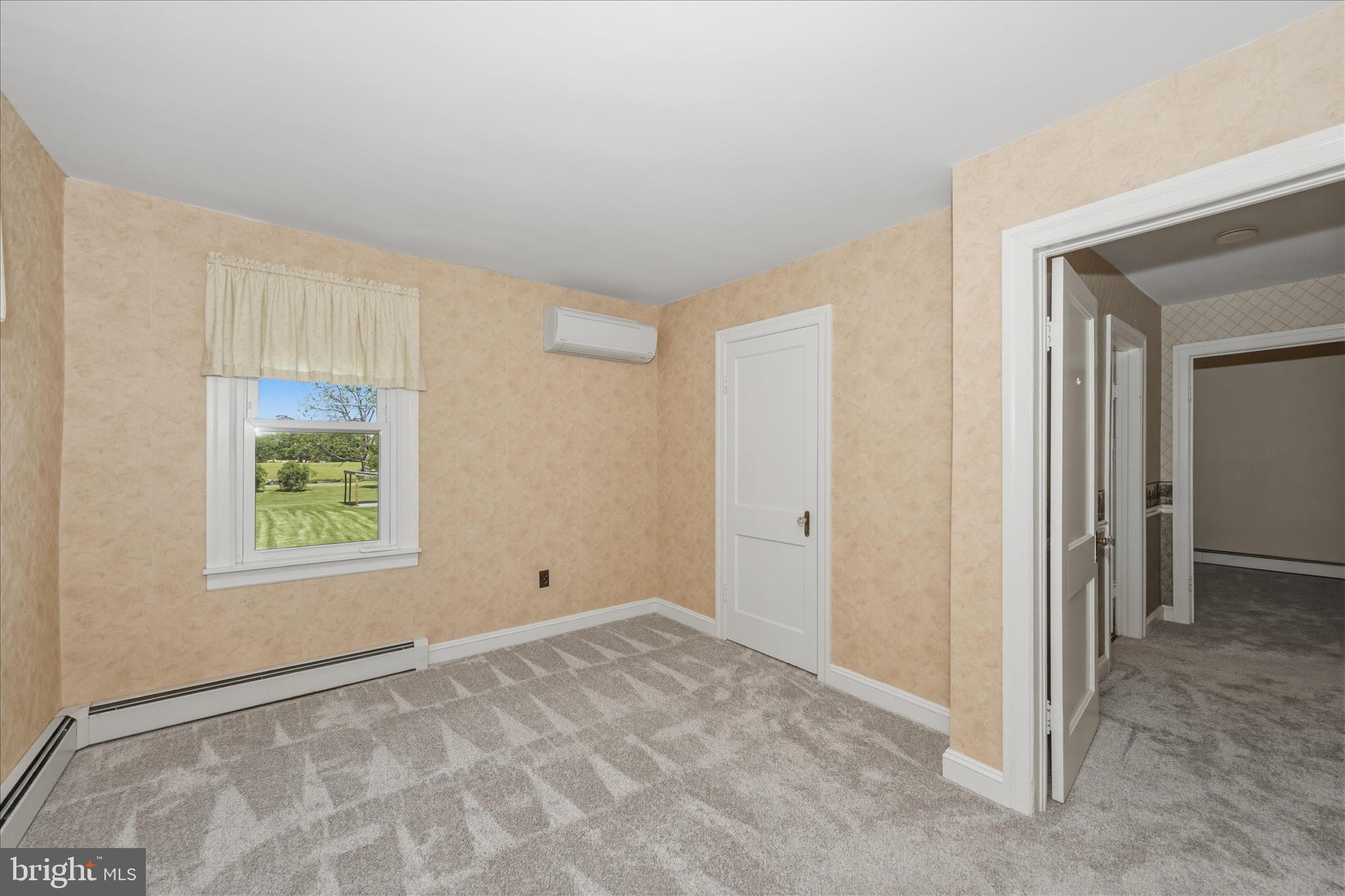 11205 Hessong Bridge Road Thurmont, MD 21788 - Photo 19 of 69 a view of room with window