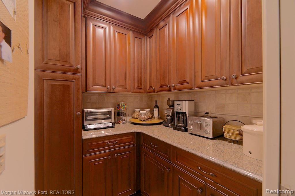 5292 Ridge Trail North Clarkston, MI 48348 - Photo 12 of 42 5292 Ridge Trail 14.jpg