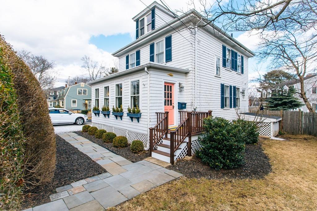 89 Green Street Marblehead, MA 01945 - Photo 1 of 25 Gallery Image 1