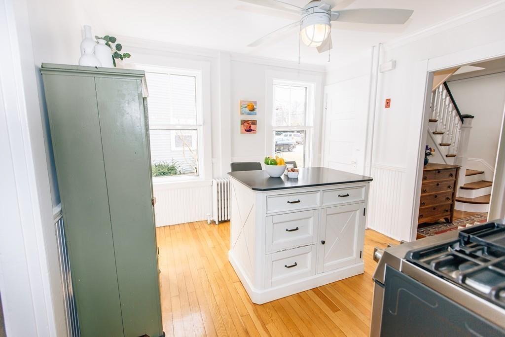 89 Green Street Marblehead, MA 01945 - Photo 10 of 25 Gallery Image 10